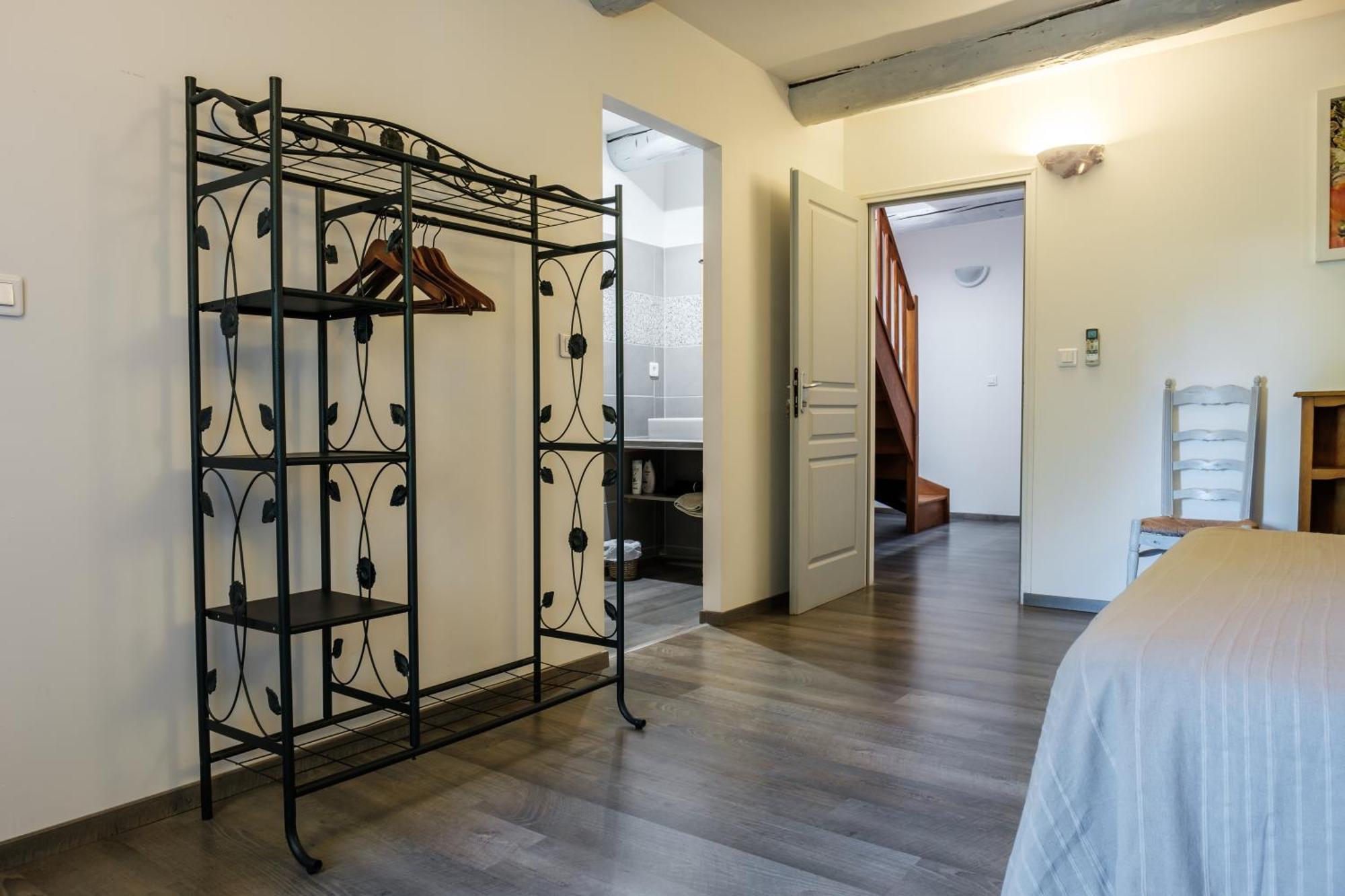 Mas D'Alaure B&B Verquieres Esterno foto