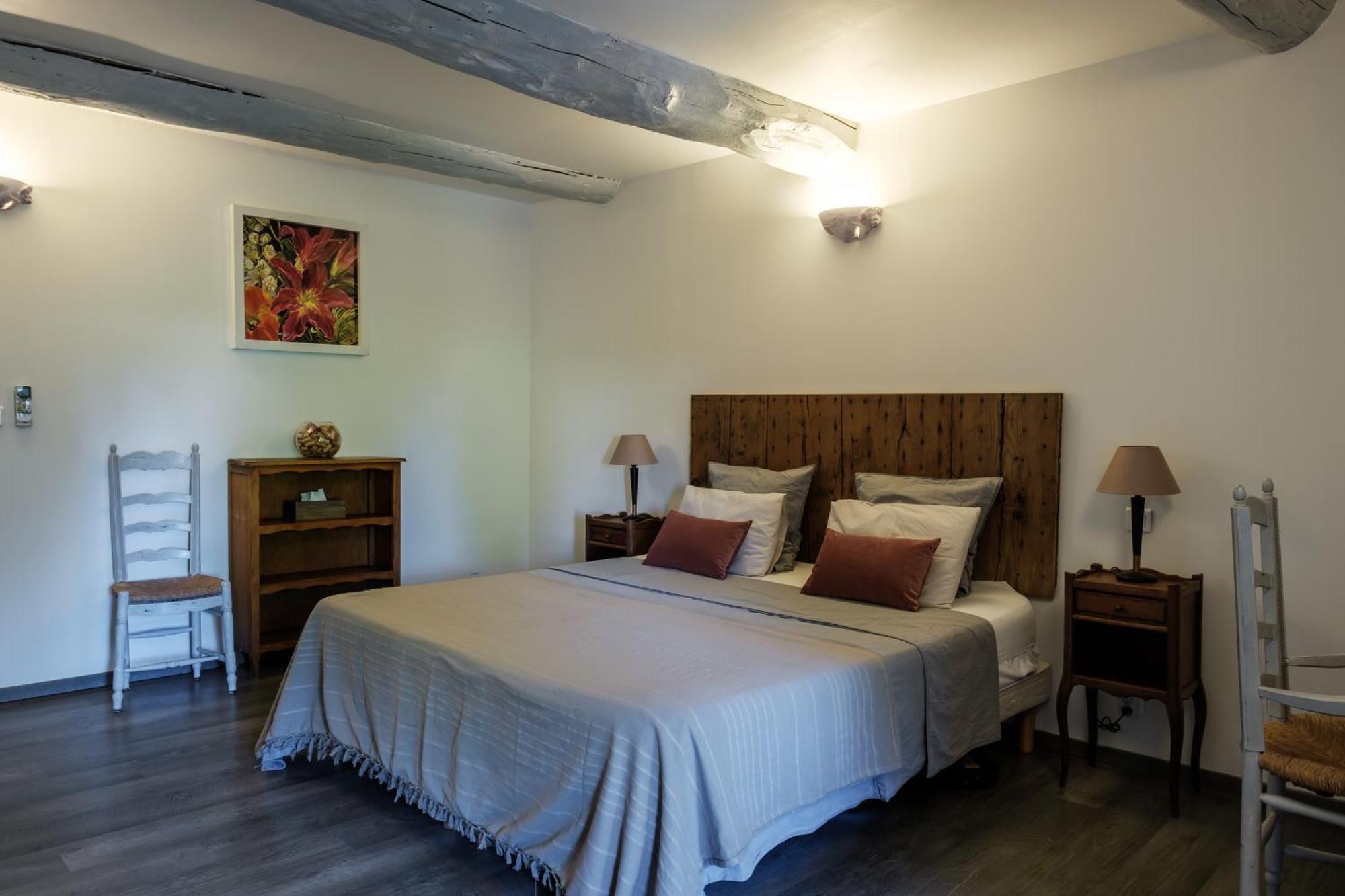 Mas D'Alaure B&B Verquieres Esterno foto