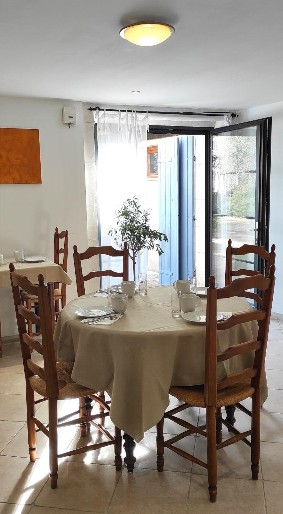 Mas D'Alaure B&B Verquieres Esterno foto